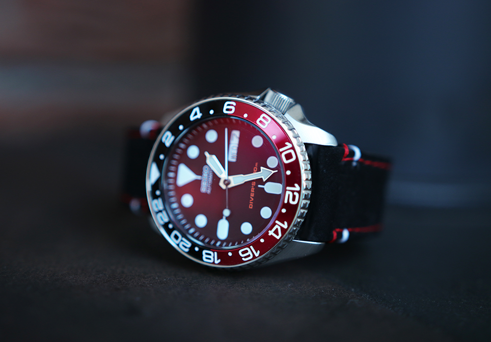 Top 56+ imagen seiko skx red dial