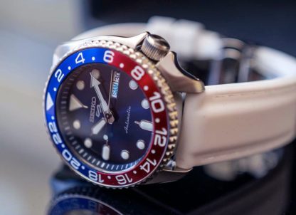SEIKO "Fresh-Blue'n'White" SKX007 Nachfolger | 5 SPORTS SRPD – Bild 2